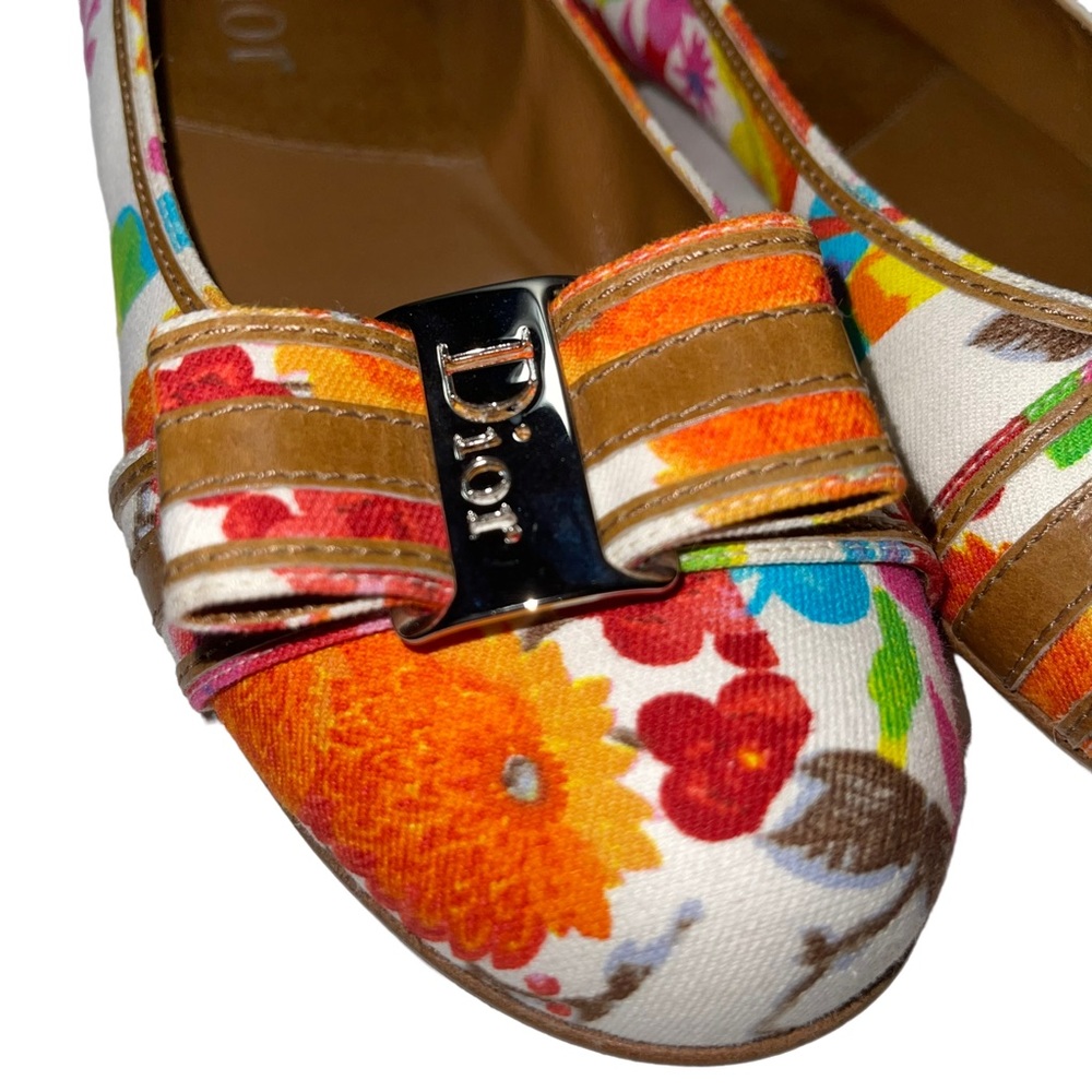 Dior Floral Print Flats - Orange and White - Picture 5 of 10